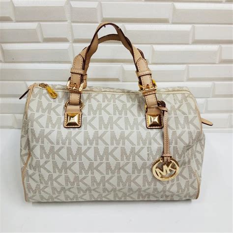 michael kors replica bags wholesale|michael kors outlet website.